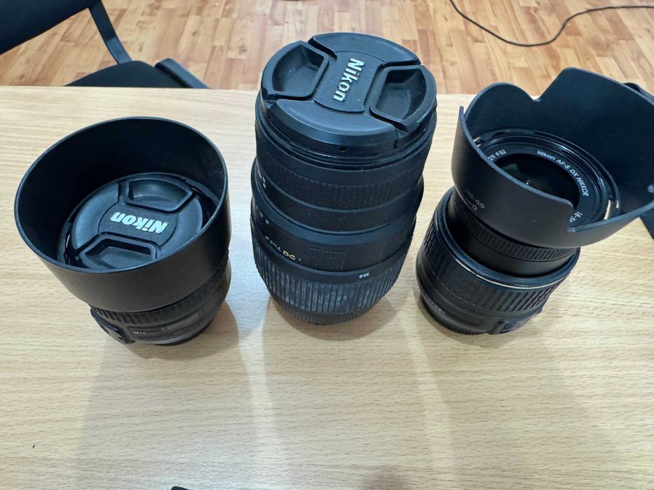 Aparat Nikon D800 cu 3 obiective incluse și bliț