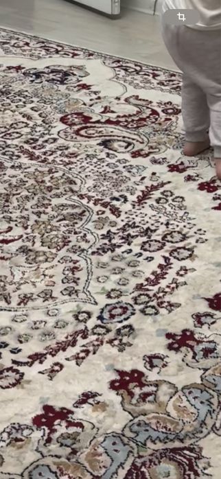 Продам ковры 2*3 и 2,5*4