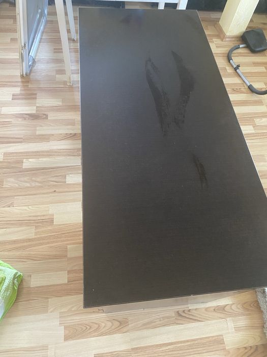 Birou wenge modern cu 4 sertare și spațiu pentru unitate PC / depozitare