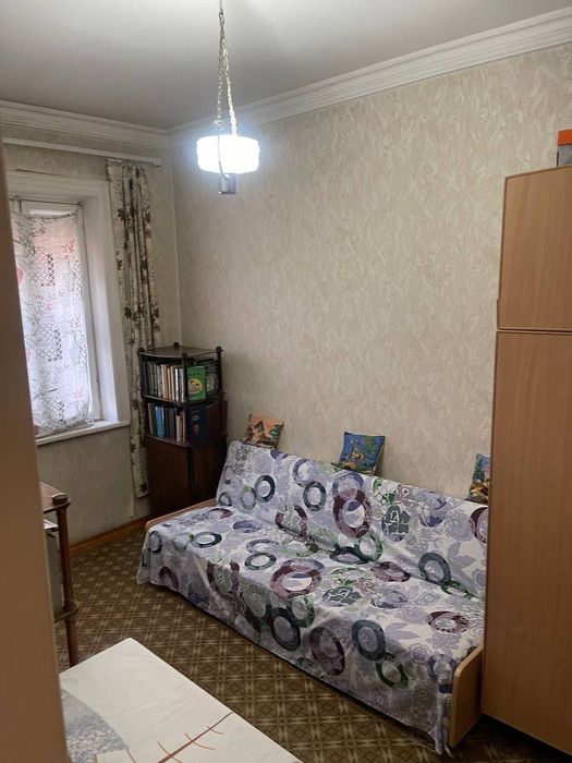 Юнусабад 18 - 3/3/4 кирпичный дом