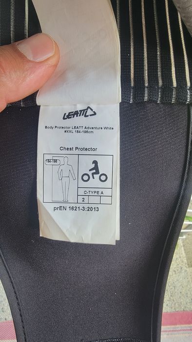 Leatt Adventure body protector XXL