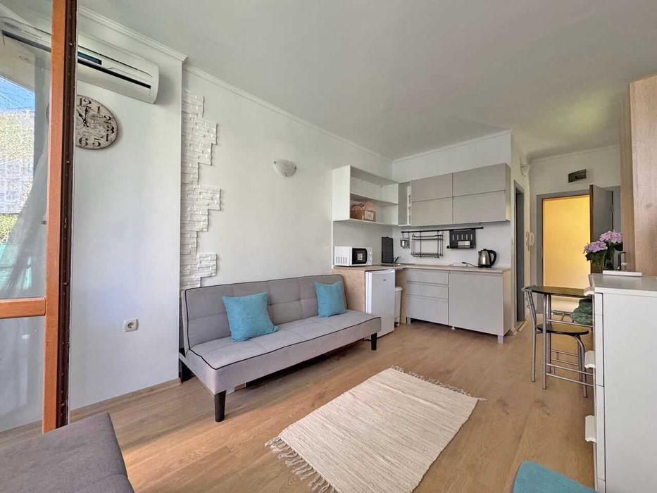 Продава се Едностаен апартамент в к.к. Слънчев бряг - 32 кв.м за 1422 €/кв.м - Снимка #2