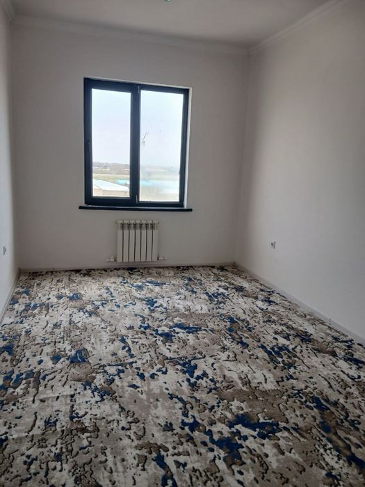 Uy sotiladi sergili bobur maxallada