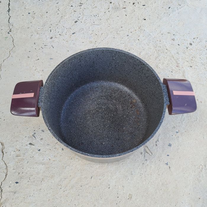 Казан б/у продаётся