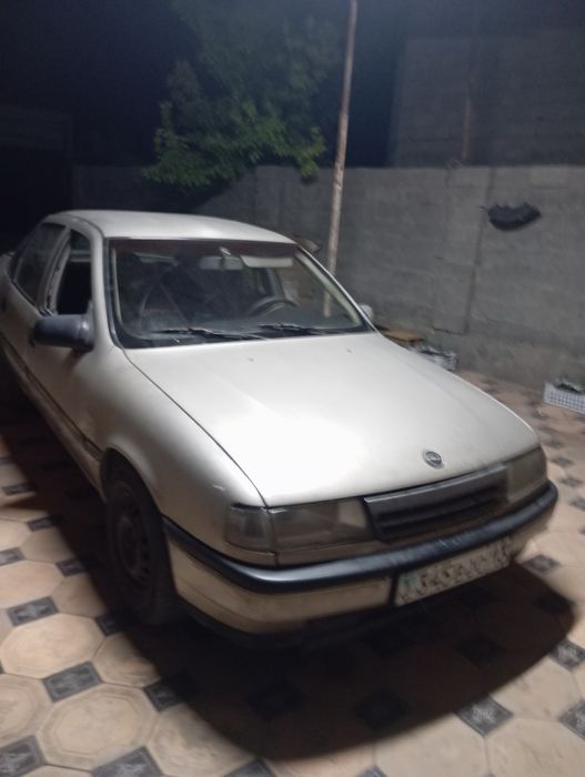 Продам Опель вектор