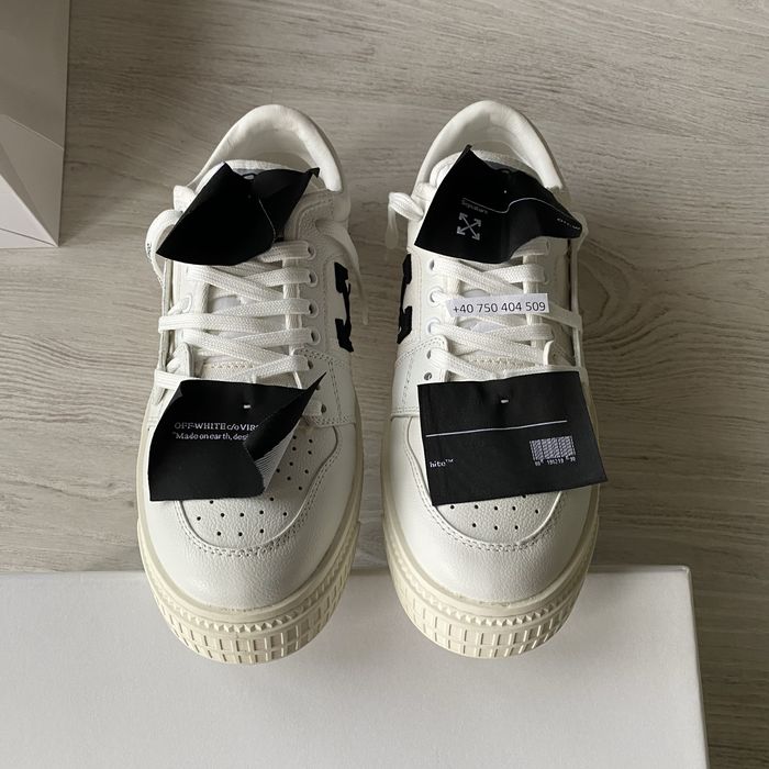 Off-White Court 3.0 Low White 43