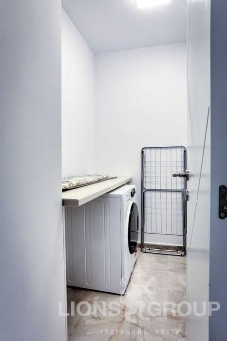 Дава се под наем Тристаен апартамент в Варна, Аспарухово - 108 кв.м за 950 € - Снимка #2