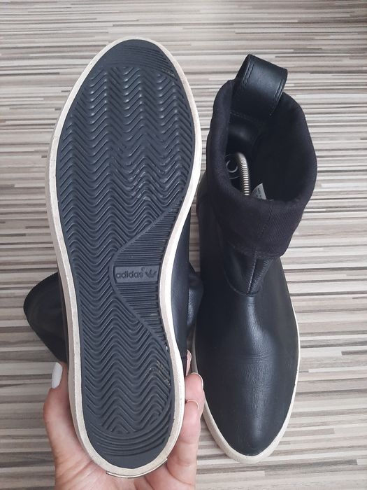 Adidas piele mărime 38 (uk5)