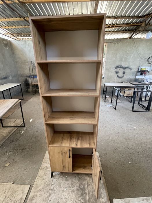 Шкоф полки стилаж