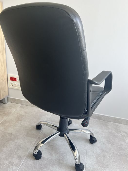 Офис стол, Carmen, черен