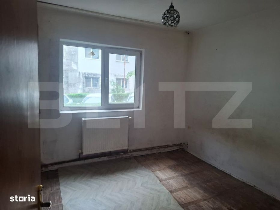 Apartament de vanzare, 92 mp, zona Micro 4