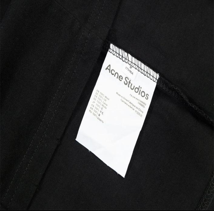 Футболка Acne Studios с пиндодо