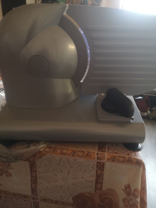 Електрически нож GORENJE R 506