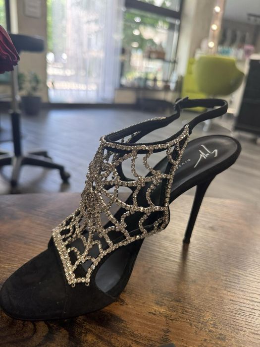 Оригинални обувки Giuseppe Zanotti