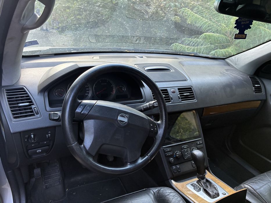 Volvo XC90 2.4 D5
