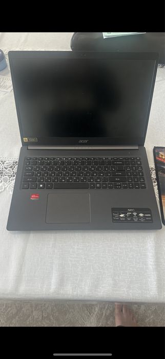 Ноудбук срочно идеалный состояния