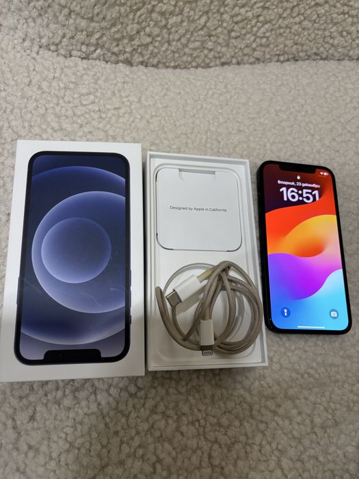 Iphone 12  Много запазен