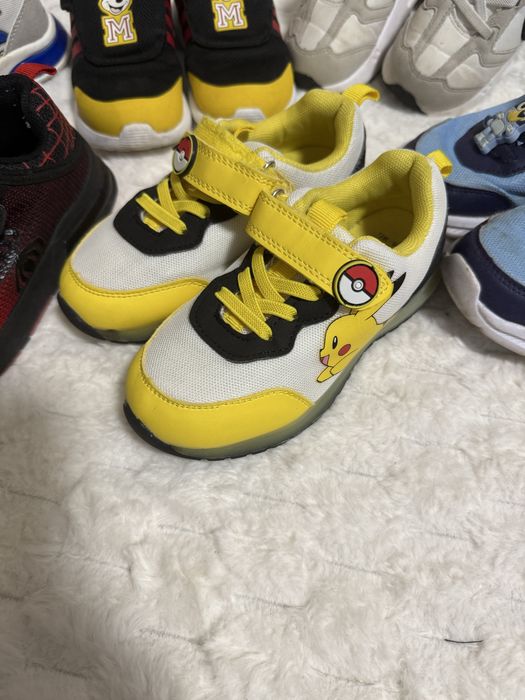 Детски обувки маратонки сандали джапанки пантофки