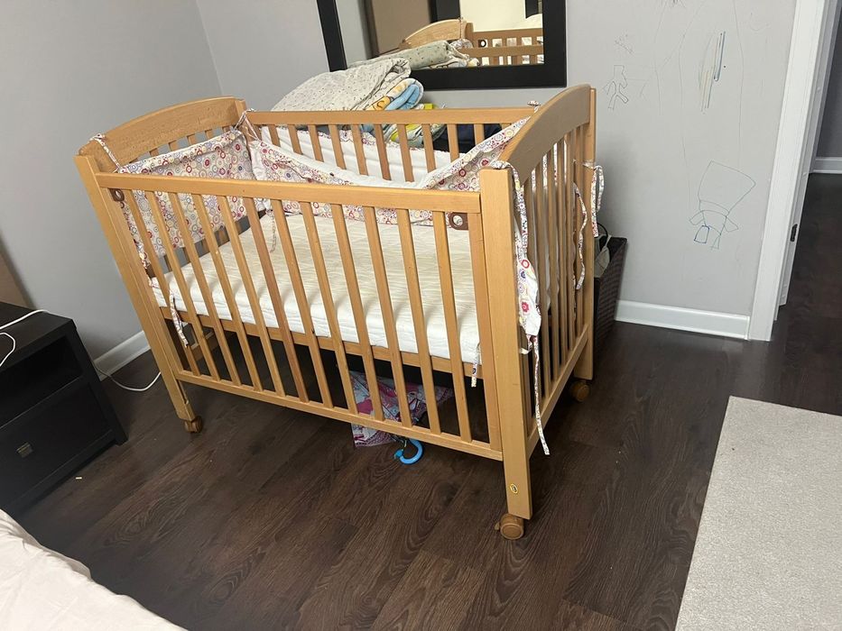 Детская кровать манеж