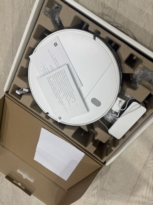 Продам новый робот пылесос