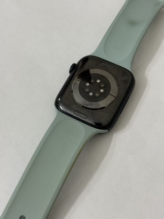 Apple Watch series 8 45mm