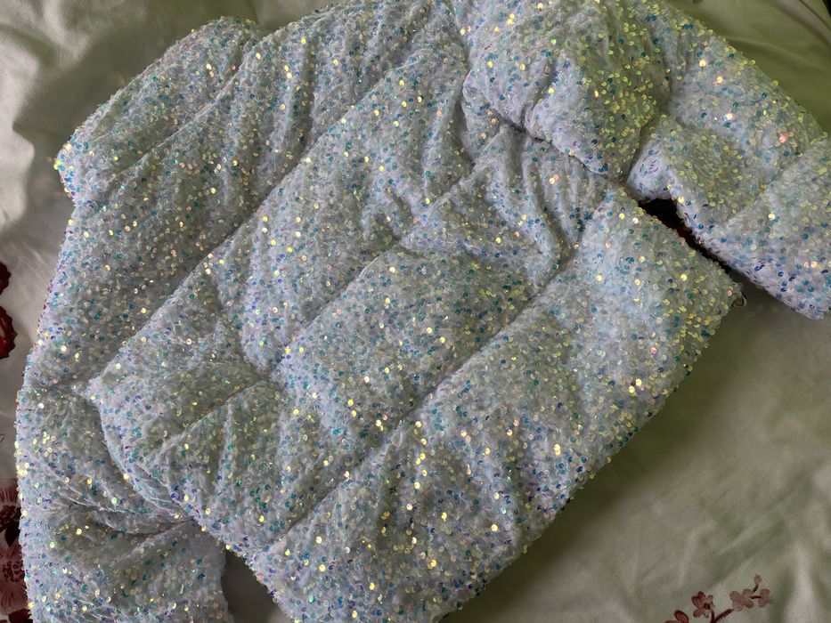 Дамско яке с пайети