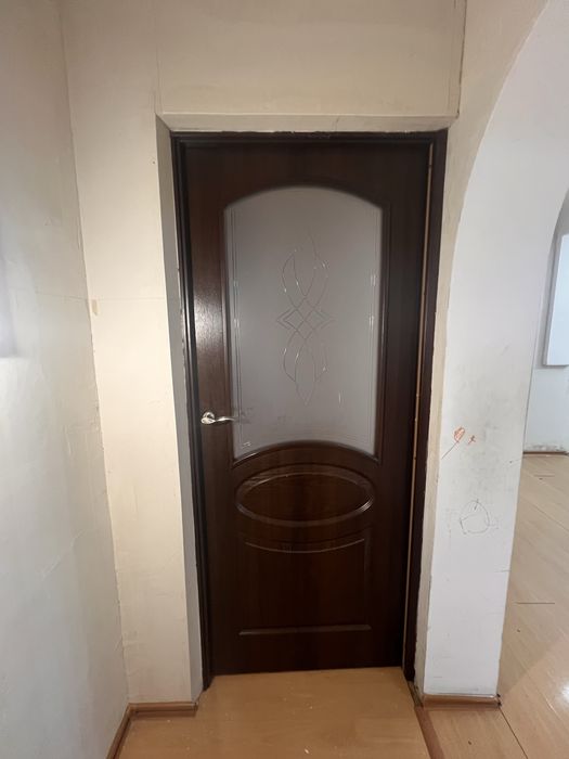Продам межкомнатные двери