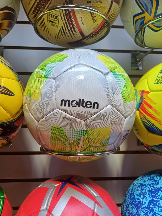 Футбольный мяч BALLONSTAR TENTH Molten
