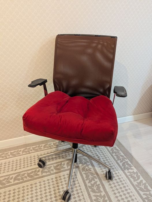 Стул компьютерный