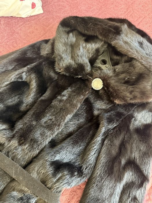 Продам норковую шубу