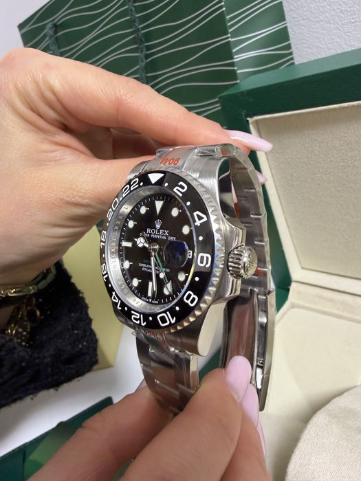 Ceas Rolex GMT-MASTER II 41mm Silver/Black Dial