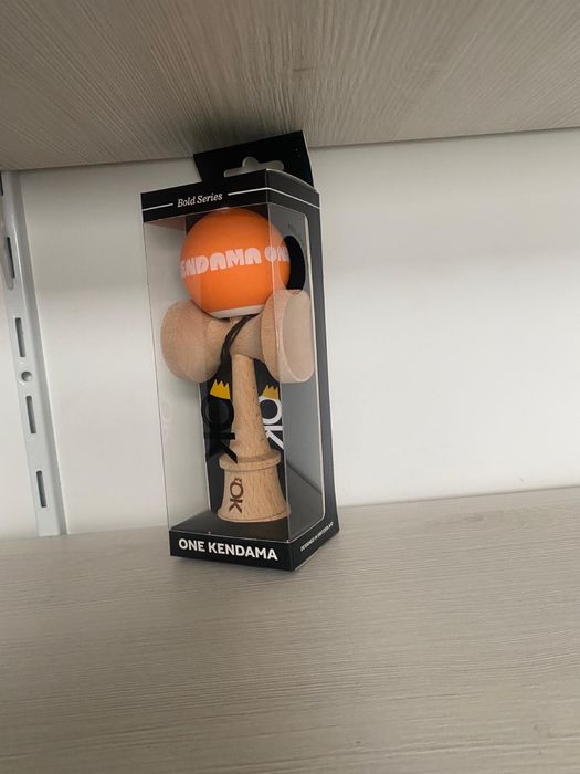 one kendama stic ruber portocalie