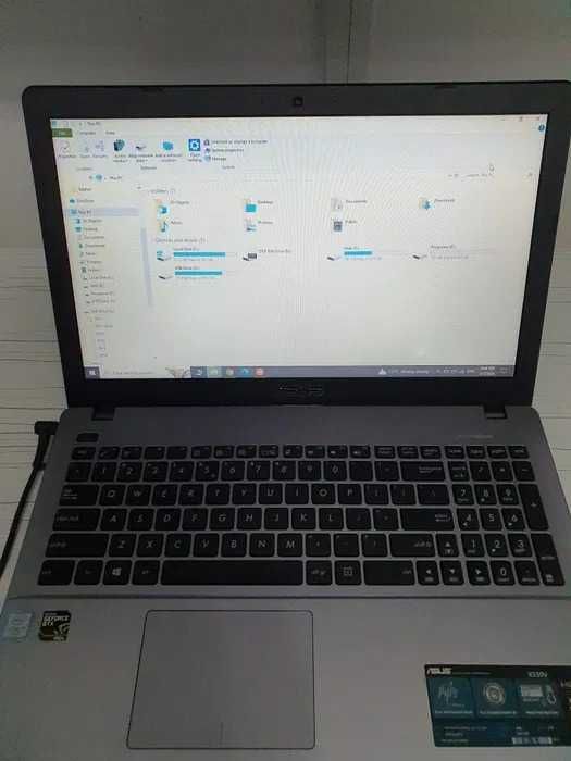 Vand Asus X550V NVIDIA 950M 2GB, 8GB RAM, 1TB HDD, 240GB SSD