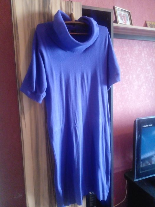 Продам платья недорого