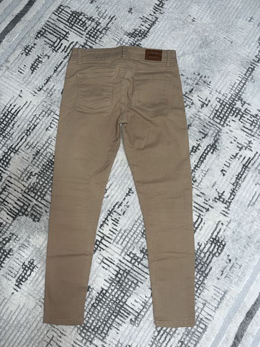 Джинсы скинни в отличном состояние