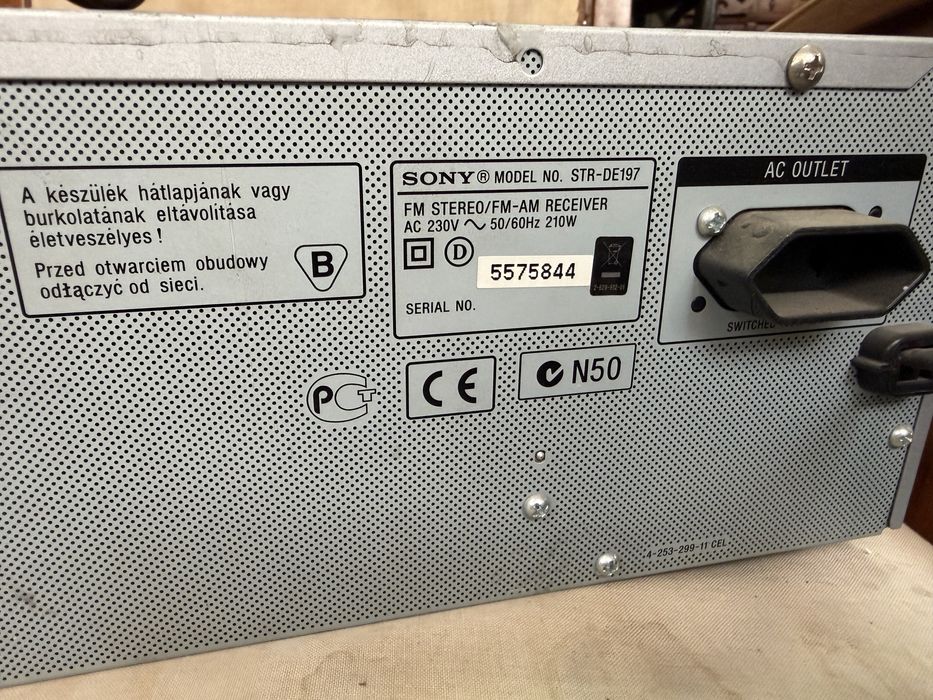 Усилвател  Сони   Sony model STR -DE 197