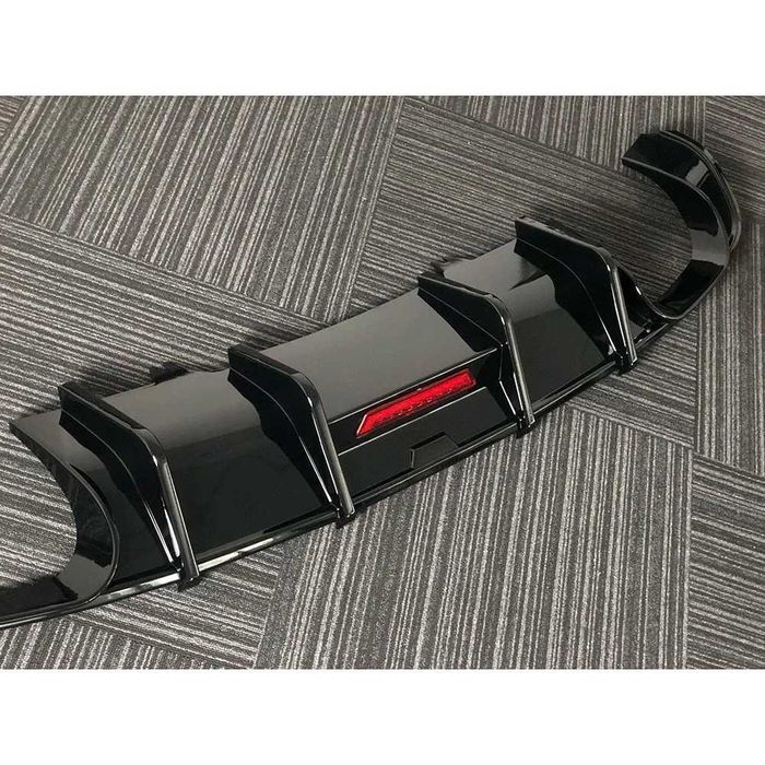 Difuzor cu LED Bara Spate SLINE AUDI A4/S4 B9, 2016-19, Evacuari Duble