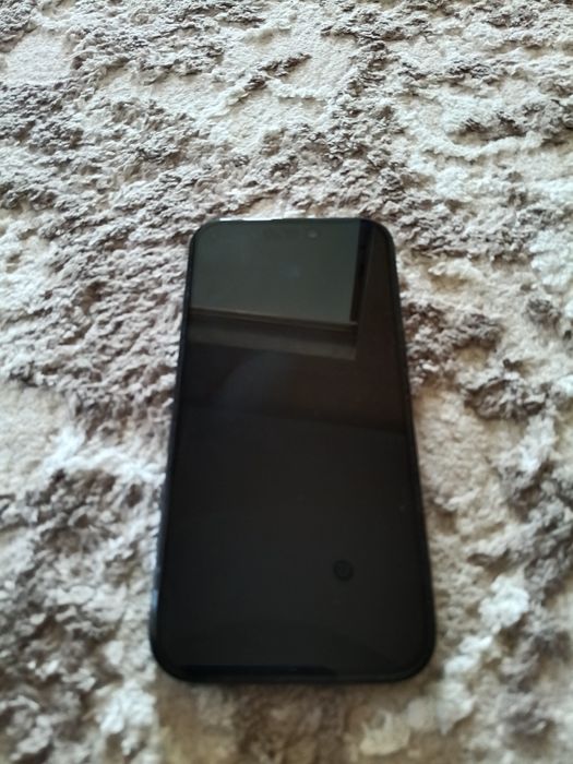 Продам iPhone 15