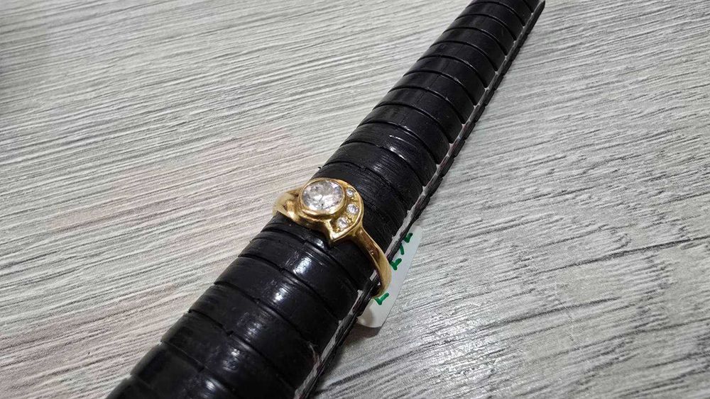 Златен пръстен 14 к 585 / 2,44 гр.