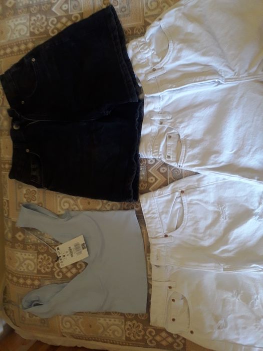 Лот къси панталонки и потник