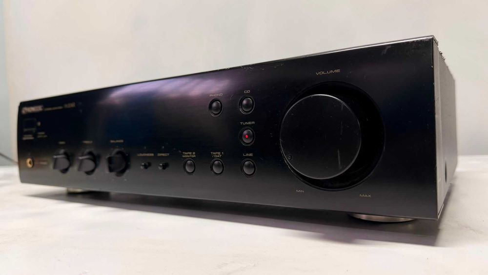 Amplificator Pioneer A-204R Stereo Hi-Fi Direct Phono 2x50W