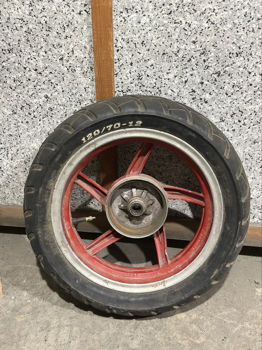 Колесо от скутера, 12