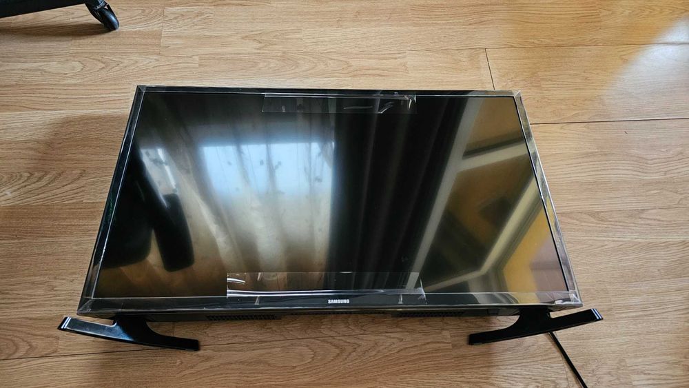 Televizor LED Smart SAMSUNG 32T4302 80cm