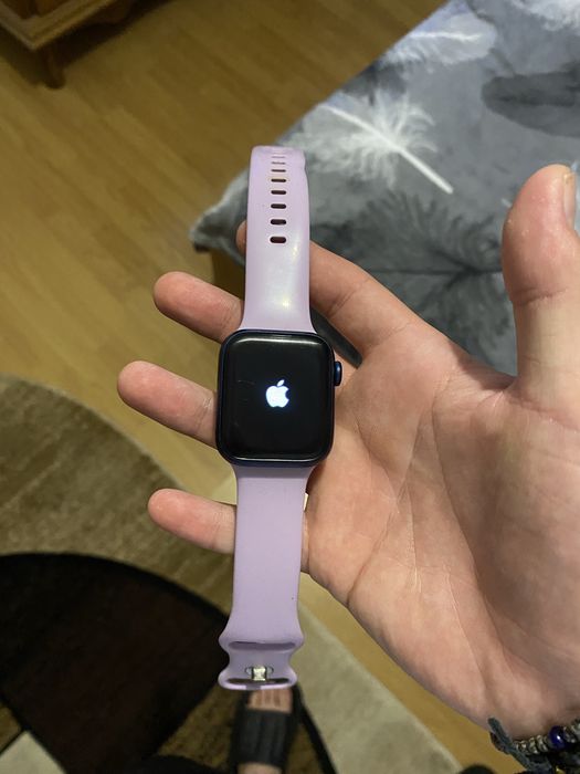 Vând Apple Watch