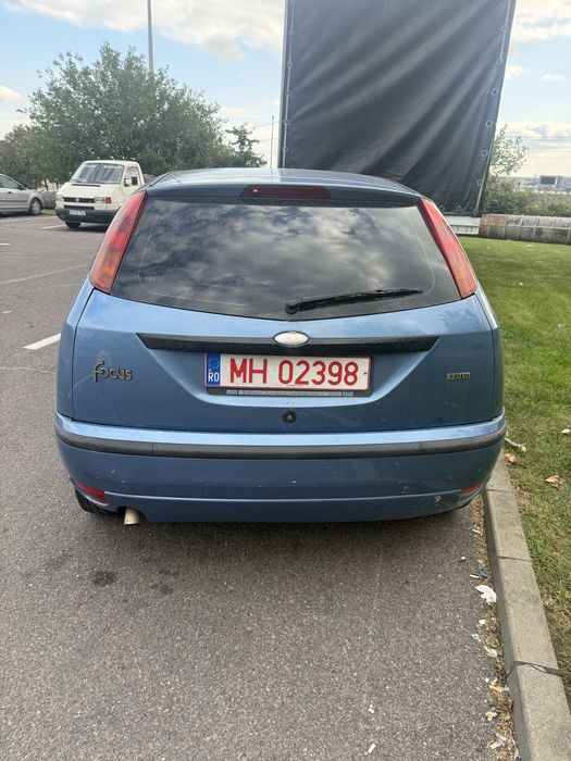 Dezmembrez ford focus 1.8 diesel