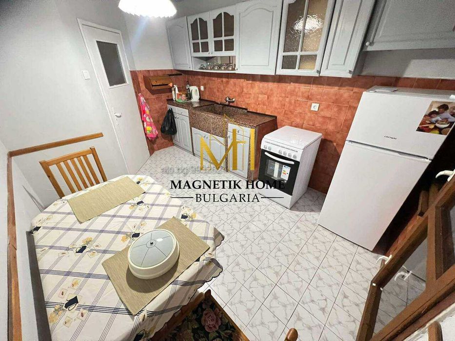 Чудесен ЧЕТИРИСТАЕН апартамент до 3та Поликлиника и супер центъра