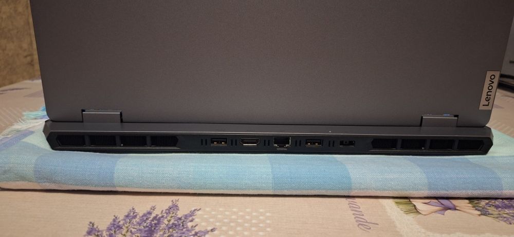 Laptop GAMING - Lenovo LOQ 15IAX9 (ca nou, in garantie )