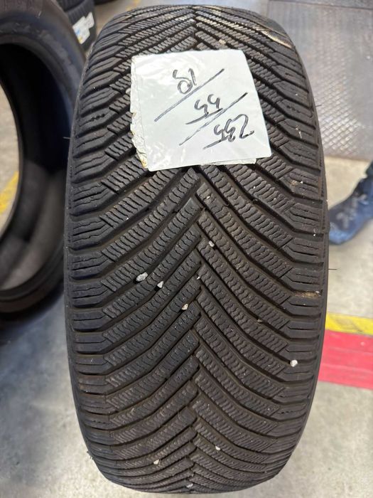 4 бр.Michelin alpine 7. 235/55 R19