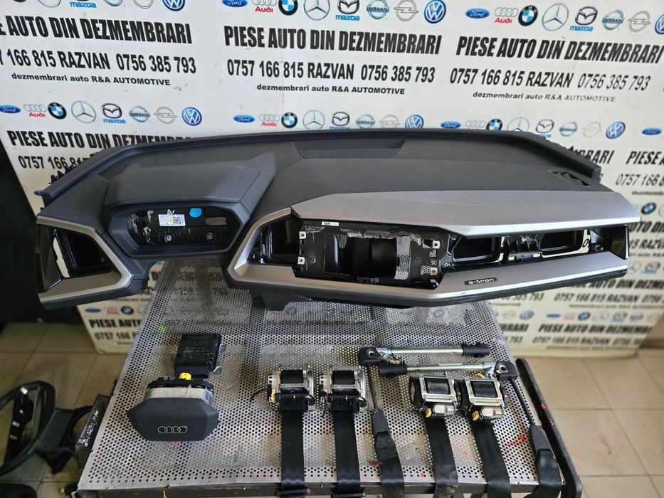 Plansa Bord Kit Airbag Audi Q4 E-Tron 2021-2025 Volan Stanga