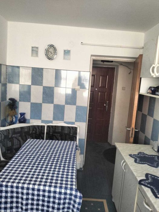 Apartament 3 camere de vânzare – Făgăraș, Str. 13 Decembrie – mobilat și utilat